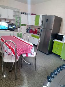 vENDA - RESIDÊNCIA - BAIRRO CHAPADA - VILA SANTA LUZIA