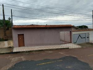 vENDA - RESIDÊNCIA - BAIRRO CHAPADA - VILA SANTA LUZIA