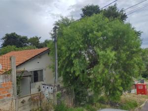 vENDA - RESIDÊNCIA - BAIRRO UVARANAS - VILA CORONEL CLÁUDIO