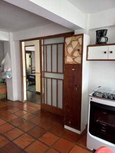 vENDA - RESIDÊNCIA - BAIRRO NOVA RÚSSIA – CHÁCARA MADALENA 