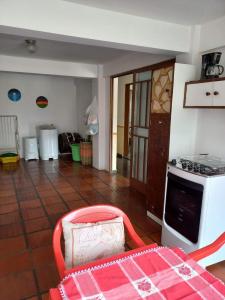 vENDA - RESIDÊNCIA - BAIRRO NOVA RÚSSIA – CHÁCARA MADALENA 