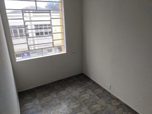 sALA COMERCIAL SOBRELOJA - LOCAÇÃO - CENTRO