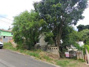 VENDA - TERRENO - BAIRRO UVARANAS – VILA CORONEL CLÁUDIO 