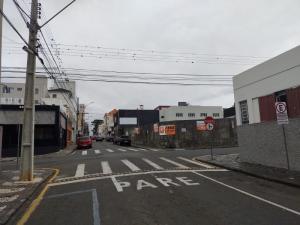 VENDA - RESIDÊNCIA COMERCIAL - CENTRO