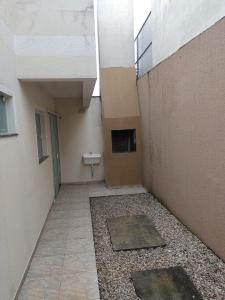 APARTAMENTO - VENDA - BAIRRO UVARANAS – EDIFÍCIO H. LEON 