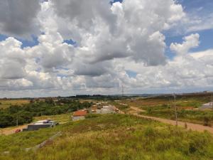 SOBRADO - VENDA - BAIRRO UVARANAS - PARQUE DOS PINHEIROS