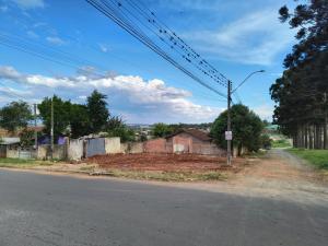 VENDA - TERRENO - BAIRRO CARÁ-CARÁ - VILA QUERO-QUERO