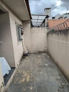 RESIDÊNCIA - VENDA - BAIRRO UVARANAS - VILA JOCKEY CLUB