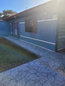 rESIDÊNCIA - VENDA - BAIRRO CARÁ CARÁ 