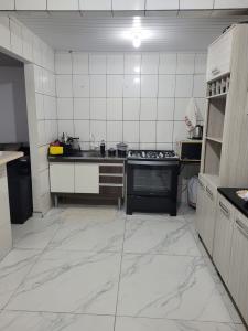rESIDÊNCIA - VENDA - BAIRRO CARÁ CARÁ 