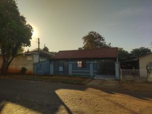 rESIDÊNCIA - VENDA - BAIRRO CARÁ CARÁ 