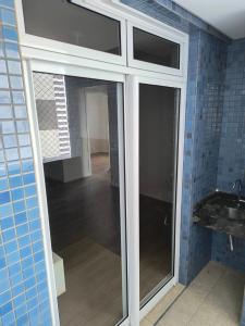 aPARTAMENTO - LOCAÇÃO - CENTRO - EDIFÍCIO LEONARDO DA VINCI 