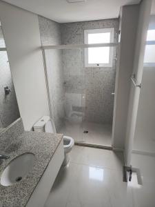 LOCAÇÃO - APARTAMENTO - EDIFÍCIO REMBRANDT – CENTRO