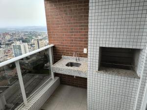 LOCAÇÃO - APARTAMENTO - EDIFÍCIO REMBRANDT – CENTRO