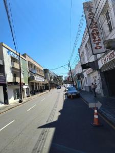 VENDA - SALA COMERCIAL TÉRREA - cENTRO