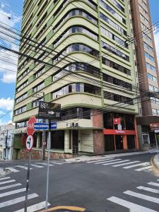 APARTAMENTO - LOCAÇÃO - CENTRO - EDIFÍCIO BAMERINDUS