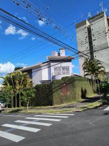 RESIDÊNCIA - LOCAÇÃO - CENTRO