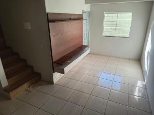 SOBRADO PARA VENDA - BAIRRO UVARANAS – VILA ANA RITA - CONDOMINIO RESIDENCIAL VILLAGE ANA CRISTINA