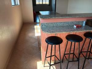 SOBRADO PARA VENDA - BAIRRO UVARANAS – JARDIM CONCEIÇÃO 