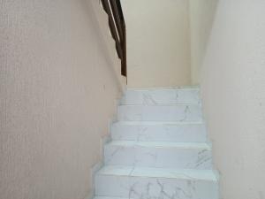 SOBRADO PARA VENDA - BAIRRO UVARANAS – JARDIM CONCEIÇÃO 