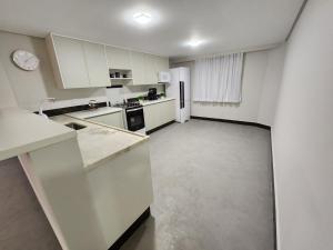 RESIDÊNCIA A VENDA - JARDIM AMÉRICA