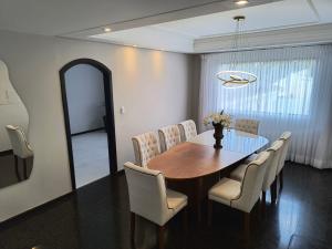 RESIDÊNCIA A VENDA - JARDIM AMÉRICA