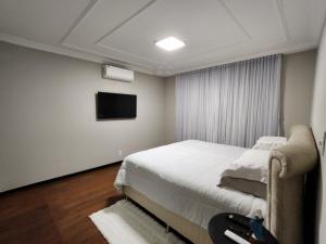 RESIDÊNCIA A VENDA - JARDIM AMÉRICA