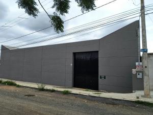 BARRACÃO COMERCIAL PARA LOCAÇÃO - BAIRRO COLÔNIA DONA LUIZA - NÚCLEO SANTA MARTA