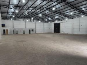 BARRACÃO COMERCIAL PARA LOCAÇÃO - BAIRRO COLÔNIA DONA LUIZA - NÚCLEO SANTA MARTA